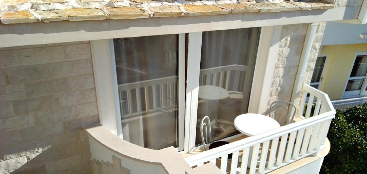 Apartments Villa Bonaca Baška Voda Kamer foto