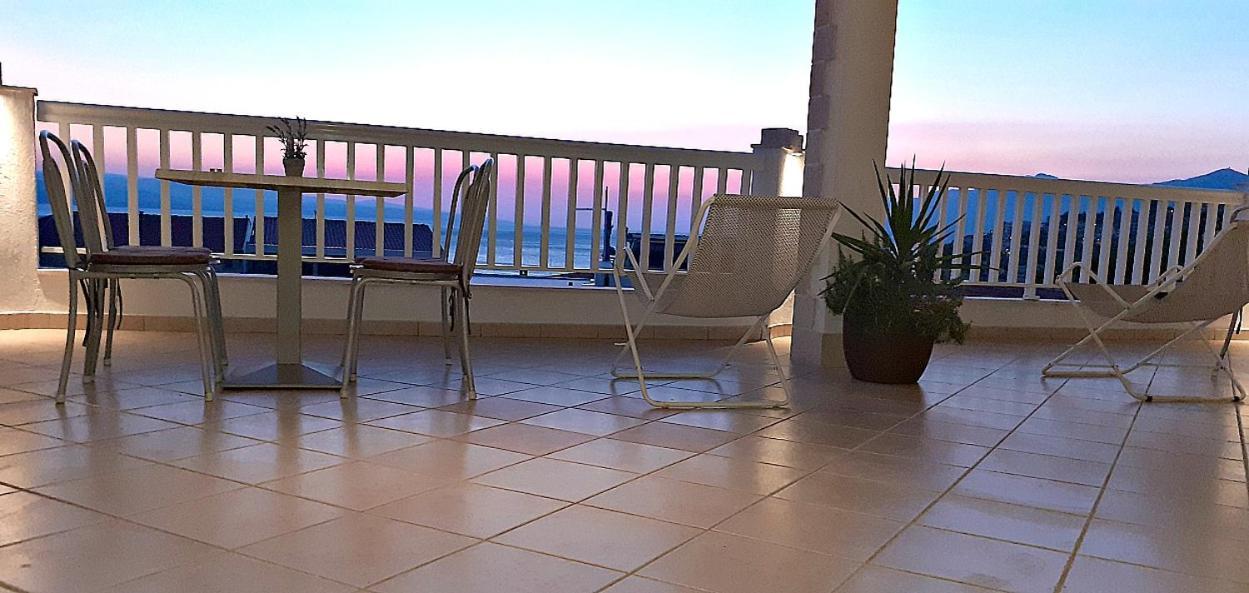Apartments Villa Bonaca Baška Voda Kamer foto