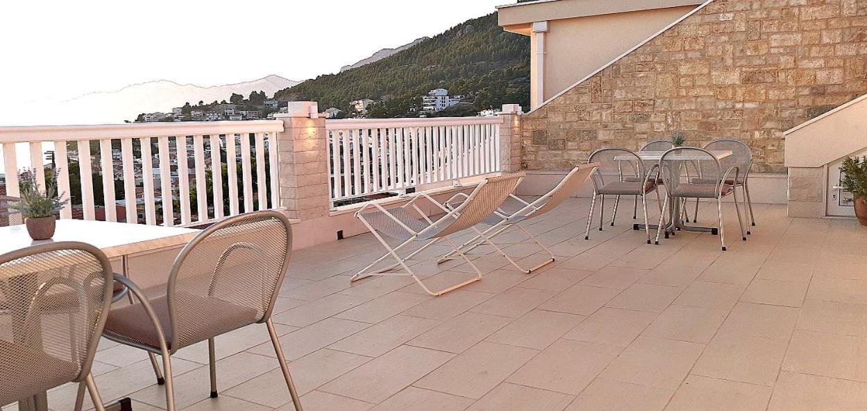 Apartments Villa Bonaca Baška Voda Kamer foto