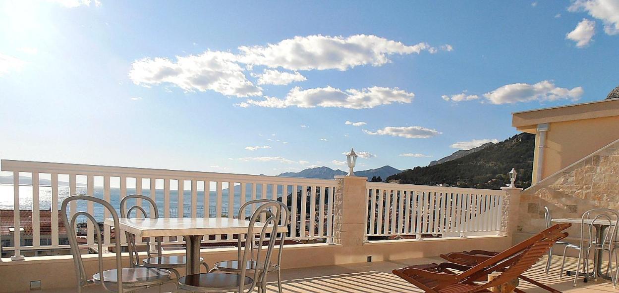 Apartments Villa Bonaca Baška Voda Kamer foto