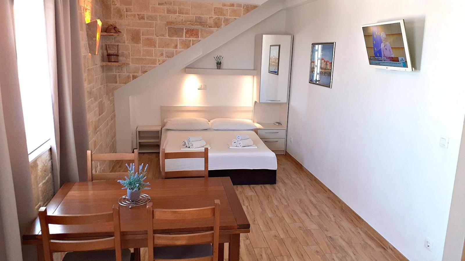 Apartments Villa Bonaca Baška Voda Buitenkant foto