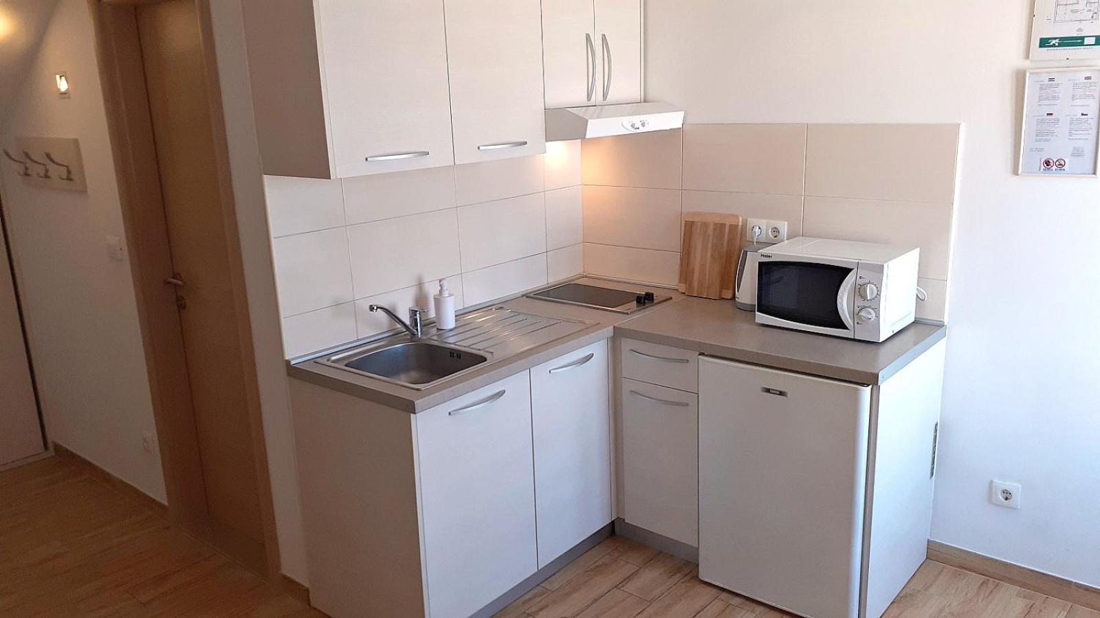 Apartments Villa Bonaca Baška Voda Kamer foto